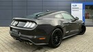 Ford Mustang GT Fastback - 4