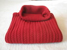 Elegancki, czerwony sweterek z golfem, rozm. M/L - 7