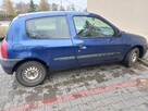 Syndyk sprzeda samochód marki Renault Clio 2001 - 1
