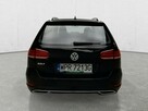 Volkswagen Golf - 6