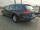 Volkswagen Passat - 8