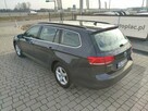 Volkswagen Passat - 9