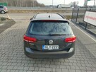 Volkswagen Passat - 11