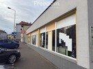 Pawilon handlowy w centrum - 2