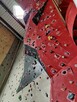 Ściana wspinaczkowa razem z boulderownią i pełnym wyposażeni - 6
