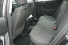 Volkswagen Passat - 10
