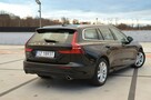 Volvo V60 2.0 B4 197 KM Automat/LEDy/Podgrz Fotele/Navigacja/BezwypadkowyVAT23 - 13