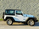 Jeep Wrangler - 8