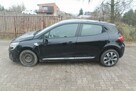 Renault Clio . - 7