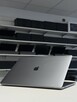 Apple MacBook Pro A2141 16 i9-32GB RAM 512GB SSD AMD Radeon - 5