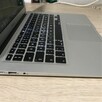 Laptop MacBook Air 13 i5 1.4GHz 4GB 128GB SSD - 4