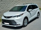 Toyota Sienna - 1