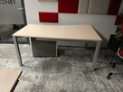 Biurko 160x100 BENE z tunelami na kable Dostępne 22 sztuki - 4