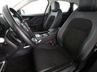 Jaguar F-PACE 20d R-Sport  Automat  Navi Tempomat Półskóra Aut.klima - 13