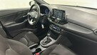 Hyundai i30 1.6 D Comfort DCT Kombi - 14