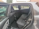 Sprzedam Yaris z niskim przebiegiem - 2