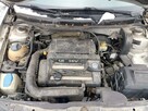 Volkswagen Golf 1.6 00r - 8