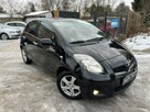 Toyota Yaris 1.3 1wł 6bieg Klimatronic Bezwyp Serwis Bez rdzy Bogate Wyposażenie - 9