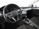 Volkswagen Passat Business automat climatronic navi PDC ACC - 14