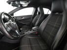 Mercedes A 180 A180 CDI Urban Klimatyzacja Nawigacja Grzane Fotele ParkAssist Kamera - 13