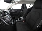 Volvo XC 40 automat full LED navi klima auto czujniki parkowania - 13