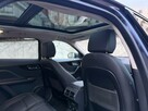Jaguar F-PACE - 12