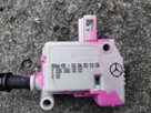 Silniczek klapki wlewu paliwa mercedes ml w 163 lift - 2