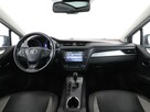 Toyota Avensis automat skóra panorama navi klima auto grzane fotele kamera hak - 15