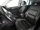 Volkswagen Tiguan xenon/LED skóra panirama navi klima auto grzane i el. sterowane fotele - 13