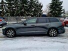 Volvo V60 1Wł Full LED R-Design Serwis Parktronic ACC Navi Bluetooth Gwarancja - 10