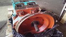 Pompa hydrauliczna główna Kobelco YN10V00008F2 - 3