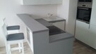 komfortowa kawalerka w apartamentowcu - 1