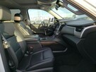 Chevrolet Suburban 2017, 5.3L, porysowany lakier - 5