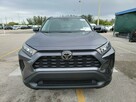 Toyota RAV-4 LE 2.5 automat - 2