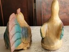 Ręcznie rzeźbione i malowane figury Koguta i Kaczki z litego - 7