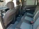 Ford S-Max - 11