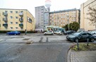 3 pokoje z oddzielną kuchnią, świetna lokalizaca - 10