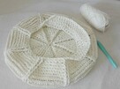 Czapka szydełkowa typu beret z daszkiem - 6
