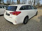 Toyota Auris 1.8 HSD 136KM Kamera Serwisowany Bardzo ładny! - 6