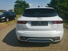 Jaguar E-Pace 2,0i 150KM AWD R-Dynamic - 6