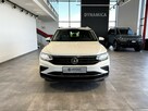 Volkswagen Tiguan Life 1.5TSI 150KM M6 2021 r., salon PL, I właściciel, f-a VAT - 3