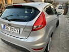 Ford Fiesta Benzyna, 2 kpl. kół, Isofix, klimatyzacja ok, Aux, nowe hamulce - 7