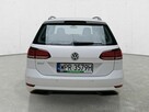 Volkswagen Golf - 6