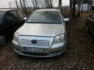 toyota avensis - 1