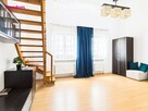 Dwupoziomowe mieszkanie z antresolą na Jarotach - 3