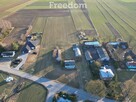Dom i budynki gospodarcze na dużej działce - 2