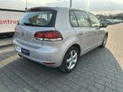 Volkswagen Golf - 6