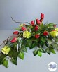 stroik na cmentarz Kompozycja nagrobna tulipany - 5