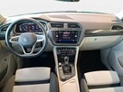 Volkswagen Tiguan VAT 23% Elegance 2.0TDI 200KM DSG 4motion 2023 r., salon PL, I wł. - 16