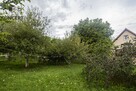 Dom z zabudowaniami z dużą, zieloną działką w cichej okolicy - 2